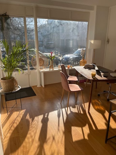 Agence Immobiliere Guy Hoquet Gestion Vanves, Société De Gestion Immobilière à Vanves