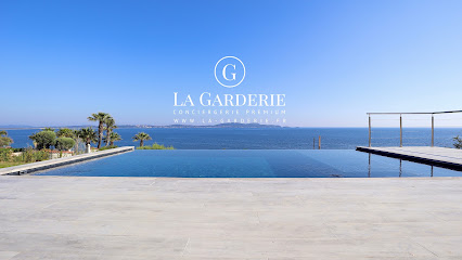 La Garderie, Société De Gestion Immobilière à Carqueiranne