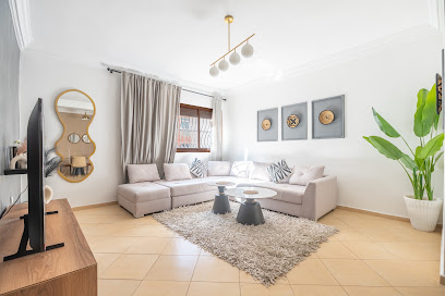 Dearguest, Société De Gestion Immobilière au Bourget